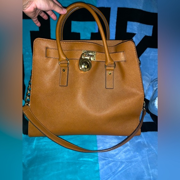Michael Kors Large Hamilton Satchel 30S2GHMT3L in Camel Brown. - Picture 1 of 14